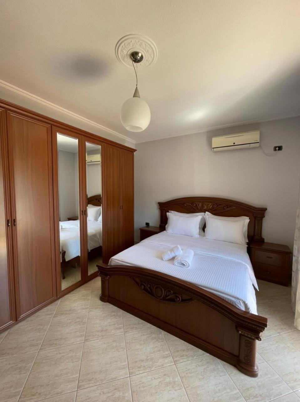 Brilant Luxury Apartment Gjirokastër Екстериор снимка